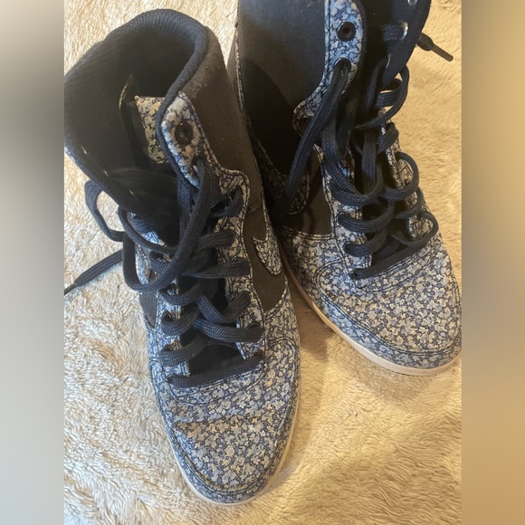 WMNS NIKE AIR FORCE 1 LIGHT HI  LIBERTY LONDON - Picture 6 of 8